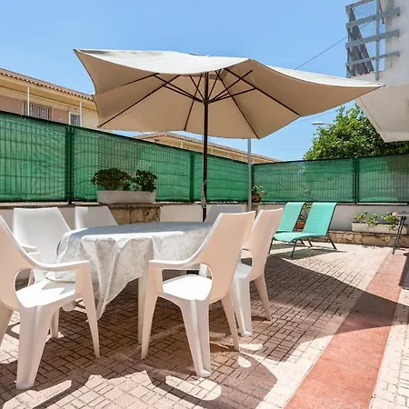 Hauzify I Apartaments Estela Apartment *
