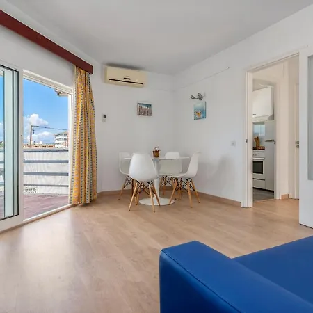 Hauzify I Apartaments Estela Cambrils