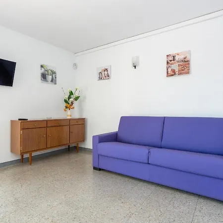 Apartment Hauzify I Apartaments Estela Cambrils