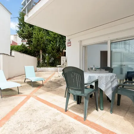 Apartment Hauzify I Apartaments Estela Cambrils
