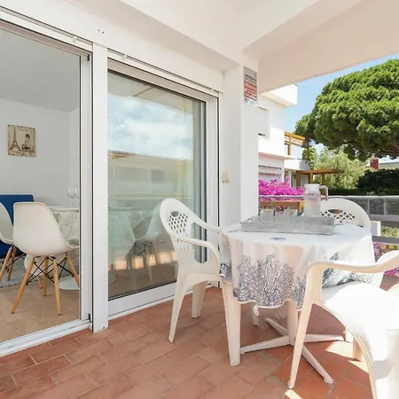 Hauzify I Apartaments Estela Apartment *