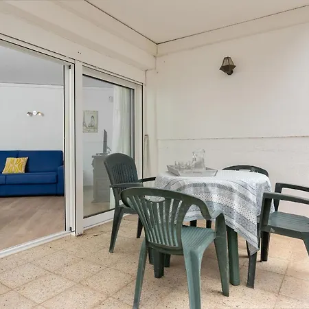 Hauzify I Apartaments Estela Apartment Cambrils