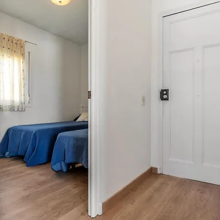 Hauzify I Apartaments Estela Apartment Cambrils