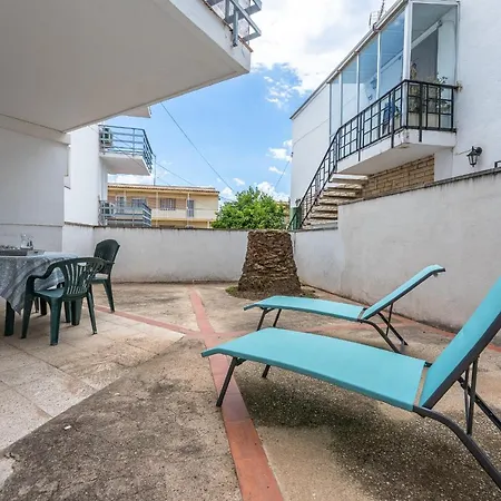 Apartment Hauzify I Apartaments Estela