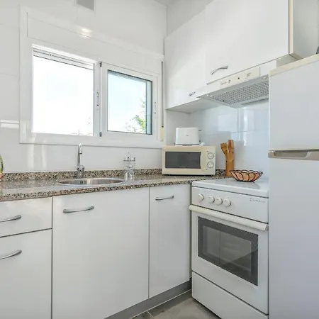 Hauzify I Apartaments Estela *